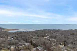 98 Squiretown Rd, Hampton Bays, NY 11946 - Photo 33