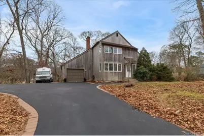 98 Squiretown Road, Hampton Bays, NY 11946 - Photo 35