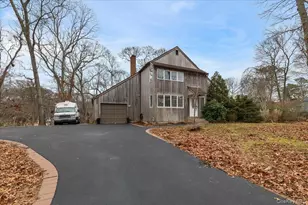 98 Squiretown Rd, Hampton Bays, NY 11946 - Photo 35