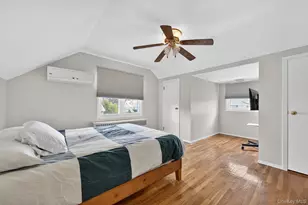 867 Duncan Dr, Westbury, NY 11590 - Photo 13