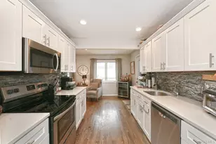 17 Pinetree Rd, South Huntington, NY 11746 - Photo 9