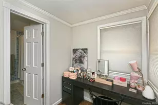 17 Pinetree Rd, South Huntington, NY 11746 - Photo 15