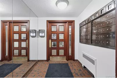 154 Pearsall Dr #1E, Mount Vernon, NY 10552 - Photo 13