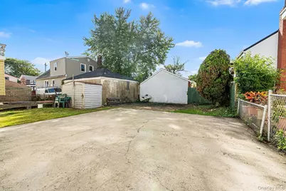 2711 Deerfield Road, Far Rockaway, NY 11691 - Photo 39