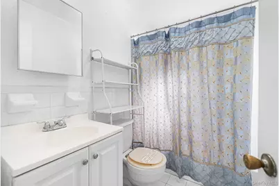 2711 Deerfield Road, Far Rockaway, NY 11691 - Photo 17