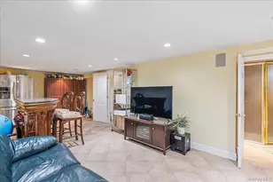 264-47 Grand Central Pkwy, Flushing, NY 11362 - Photo 19