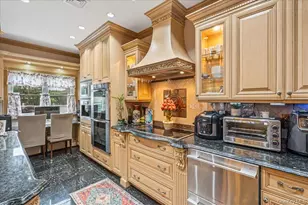 264-47 Grand Central Pkwy, Flushing, NY 11362 - Photo 9