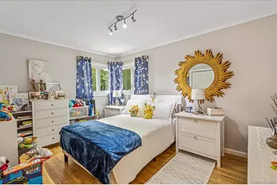 264-47 Grand Central Parkway, Flushing, NY 11362 - Photo 15