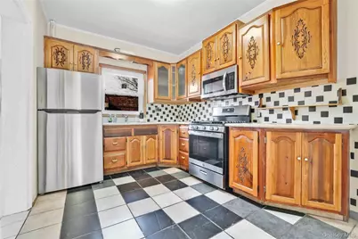 194 Crystal Street, Brooklyn, NY 11208 - Photo 7