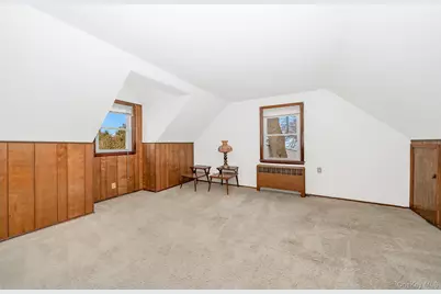 2 Parkview Place, Elmont, NY 11003 - Photo 15