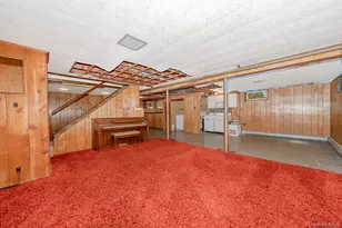 2 Parkview Pl, Elmont, NY 11003 - Photo 21