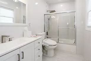 267 N Wellwood Ave, Lindenhurst, NY 11757 - Photo 17