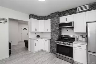 267 N Wellwood Ave, Lindenhurst, NY 11757 - Photo 15