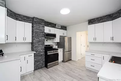 267 N Wellwood Avenue, Lindenhurst, NY 11757 - Photo 1