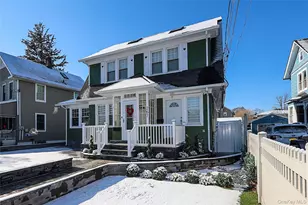 267 N Wellwood Ave, Lindenhurst, NY 11757 - Photo 3