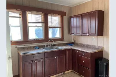 76 Lawrence Avenue #Unit 2, New Windsor, NY 12553 - Photo 3