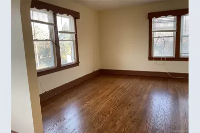 76 Lawrence Avenue #Unit 2, New Windsor, NY 12553 - Photo 9