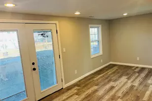 125 Liberty Ave, Selden, NY 11784 - Photo 7