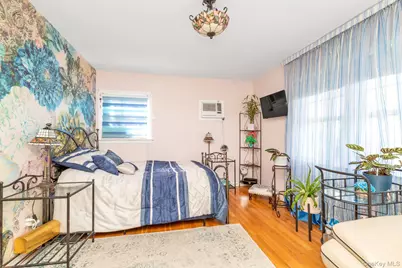 1815 Schermerhorn Street, Merrick, NY 11566 - Photo 11