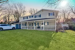 32 Sterling Dr, Lake Grove, NY 11755 - Photo 15