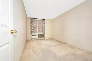 360 Westchester Ave, Port Chester, NY 10573 - Photo 9