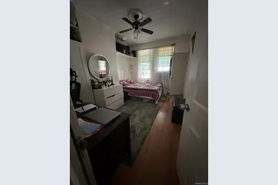 9715 88th Street, Ozone Park, NY 11416 - Photo 19