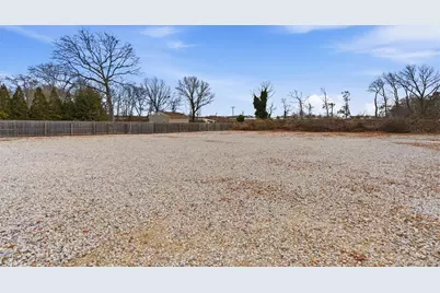 60 Frowein Road, Center Moriches, NY 11934 - Photo 23