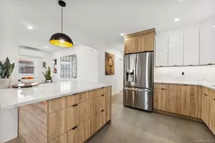 139 Gibson Blvd, Valley Stream, NY 11581 - Photo 11