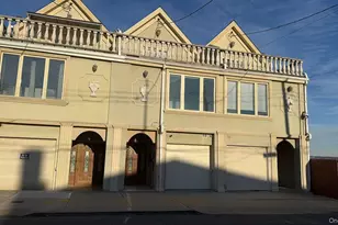 820 Dean Ave, Bronx, NY 10465 - Photo 1