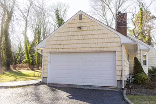 4 Conscience Bay Rd, Setauket, NY 11733 - Photo 23