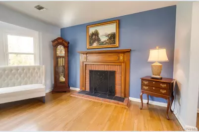 4 Conscience Bay Road, Setauket, NY 11733 - Photo 5