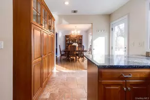 4 Conscience Bay Rd, Setauket, NY 11733 - Photo 9