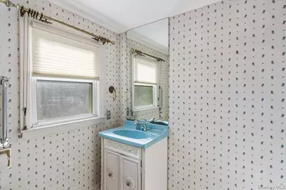 145-06 33rd Avenue, Flushing, NY 11354 - Photo 19