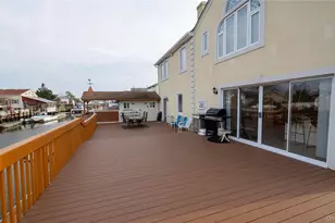 3 Marjorie Ln, East Rockaway, NY 11518 - Photo 15