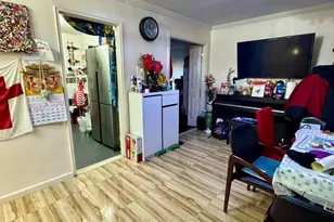 63-84 Saunders St, Rego Park, NY 11374 - Photo 5