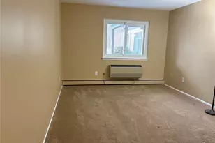 1 Loudon Dr, Fishkill, NY 12524 - Photo 5