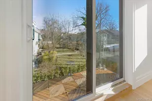 132 Park St, Woodmere, NY 11598 - Photo 27