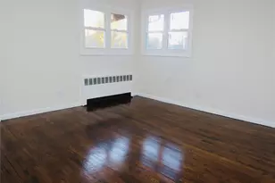 528 Canary Pl, North Babylon, NY 11703 - Photo 7