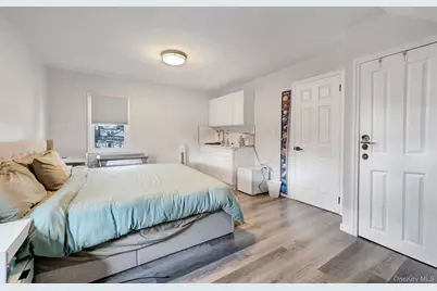 37 9th Street, Hicksville, NY 11801 - Photo 19