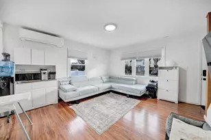 37 9th St, Hicksville, NY 11801 - Photo 7