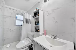 37 9th St, Hicksville, NY 11801 - Photo 21