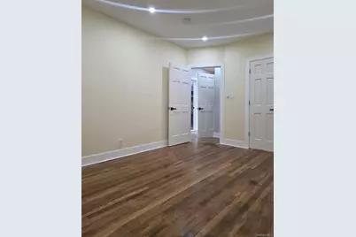 3228 Utopia Parkway, Flushing, NY 11358 - Photo 17