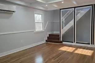 32-28 Utopia Pkwy, Flushing, NY 11358 - Photo 9