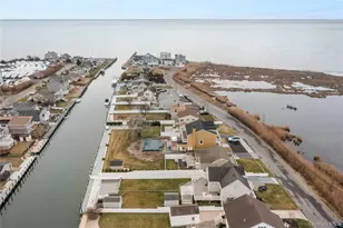 20 Namkee Ln, Blue Point, NY 11715 - Photo 5