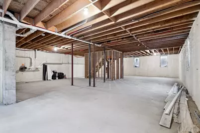 52 Cortland Avenue, Hicksville, NY 11801 - Photo 27