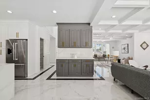 52 Cortland Ave, Hicksville, NY 11801 - Photo 11