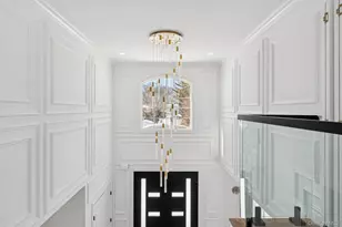 52 Cortland Ave, Hicksville, NY 11801 - Photo 19