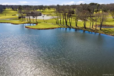 12 Fairway Drive, Middle Island, NY 11953 - Photo 9