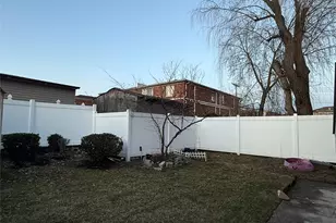 16807 144th Dr, Springfield Gardens, NY 11434 - Photo 37