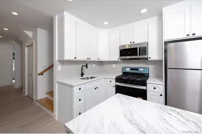 192 Grand Street #Apt 2, Croton on Hudson, NY 10520 - Photo 3